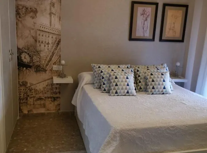 Cream Mrz Apartment *