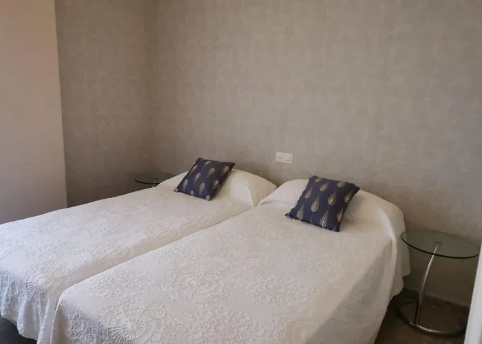 Cream Mrz Apartment *